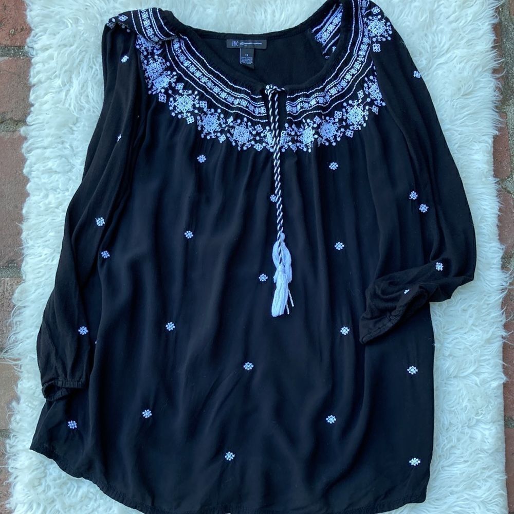 I•N•C Bohemian Long Sleeve Embellished Black & White Pheasant Top Size 1X - Picture 7 of 11